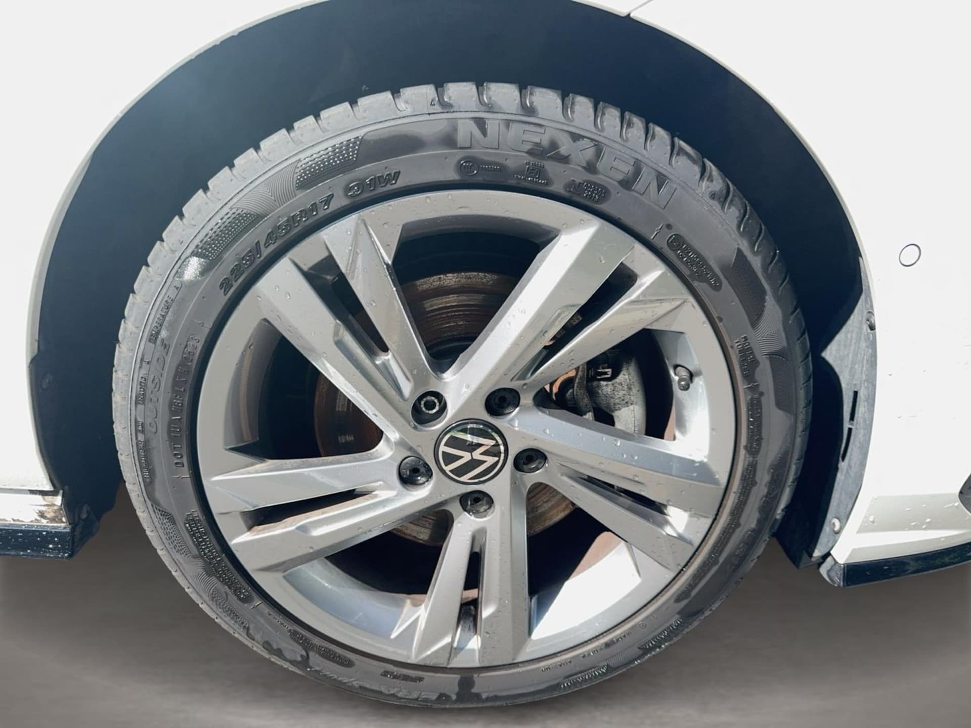 Volkswagen Golf Variant R-Line