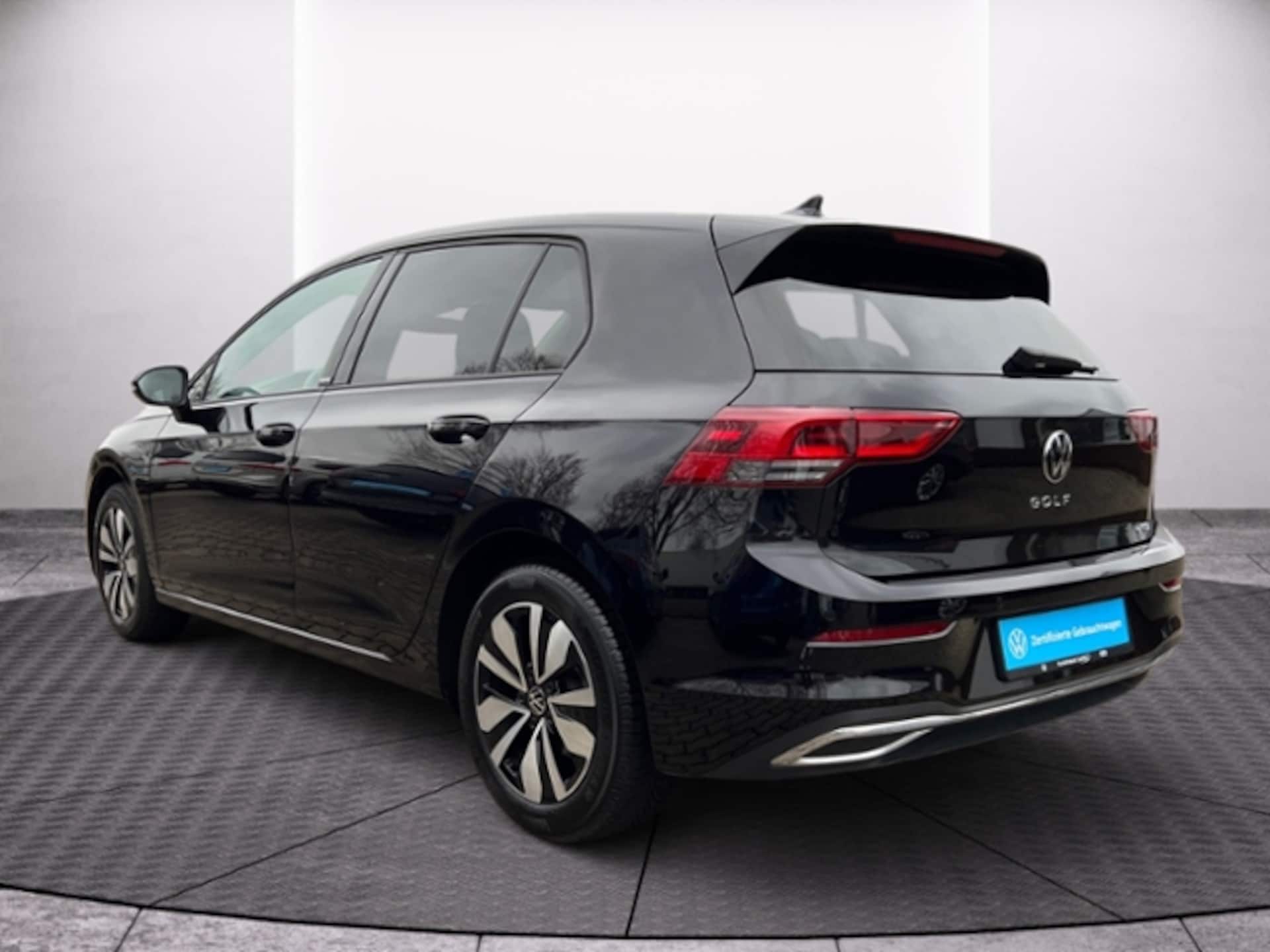Volkswagen Golf MOVE