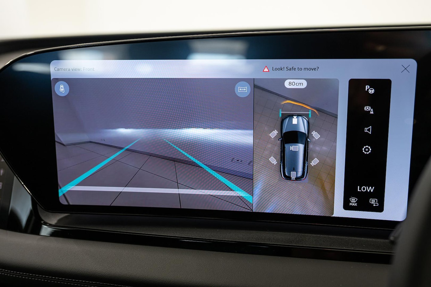 Image about Audi Q6 SUV e-tron e-tron