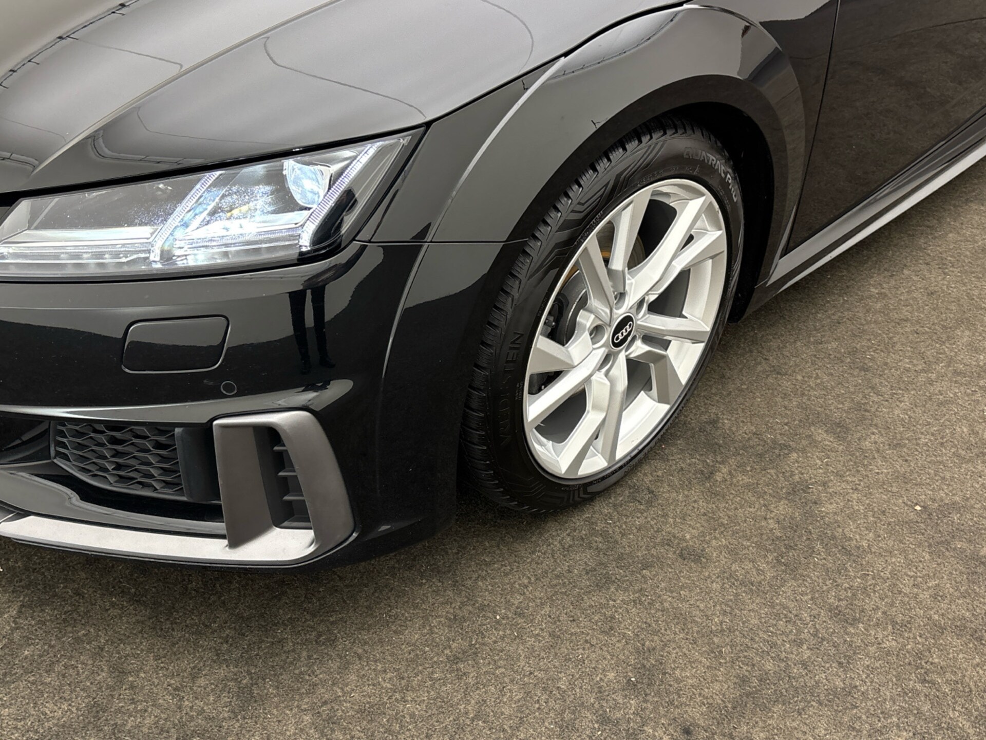 Audi TT Roadster