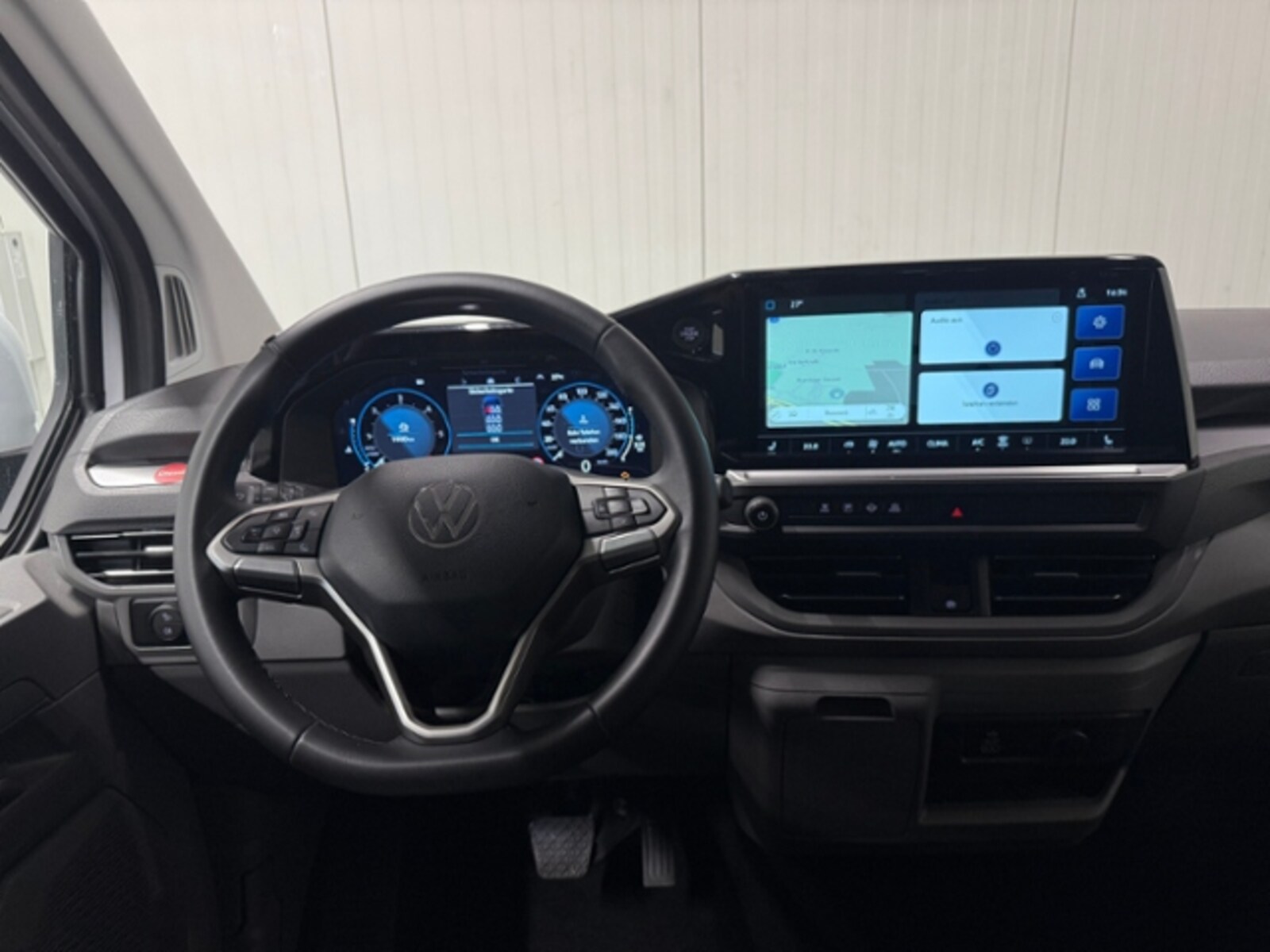 Volkswagen Caravelle – Bild 11