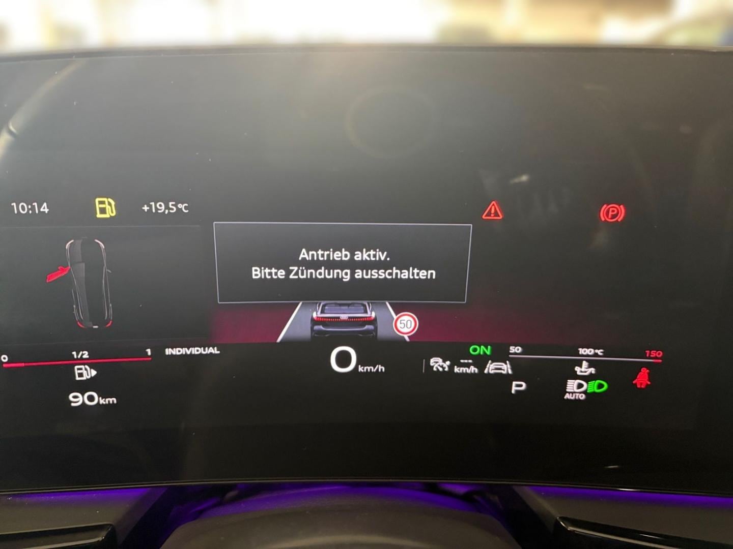 Bild über Audi A5 Avant TDI quattro 150 kW S tronic - für weitere Informationen kontaktieren Sie den Audi Partner