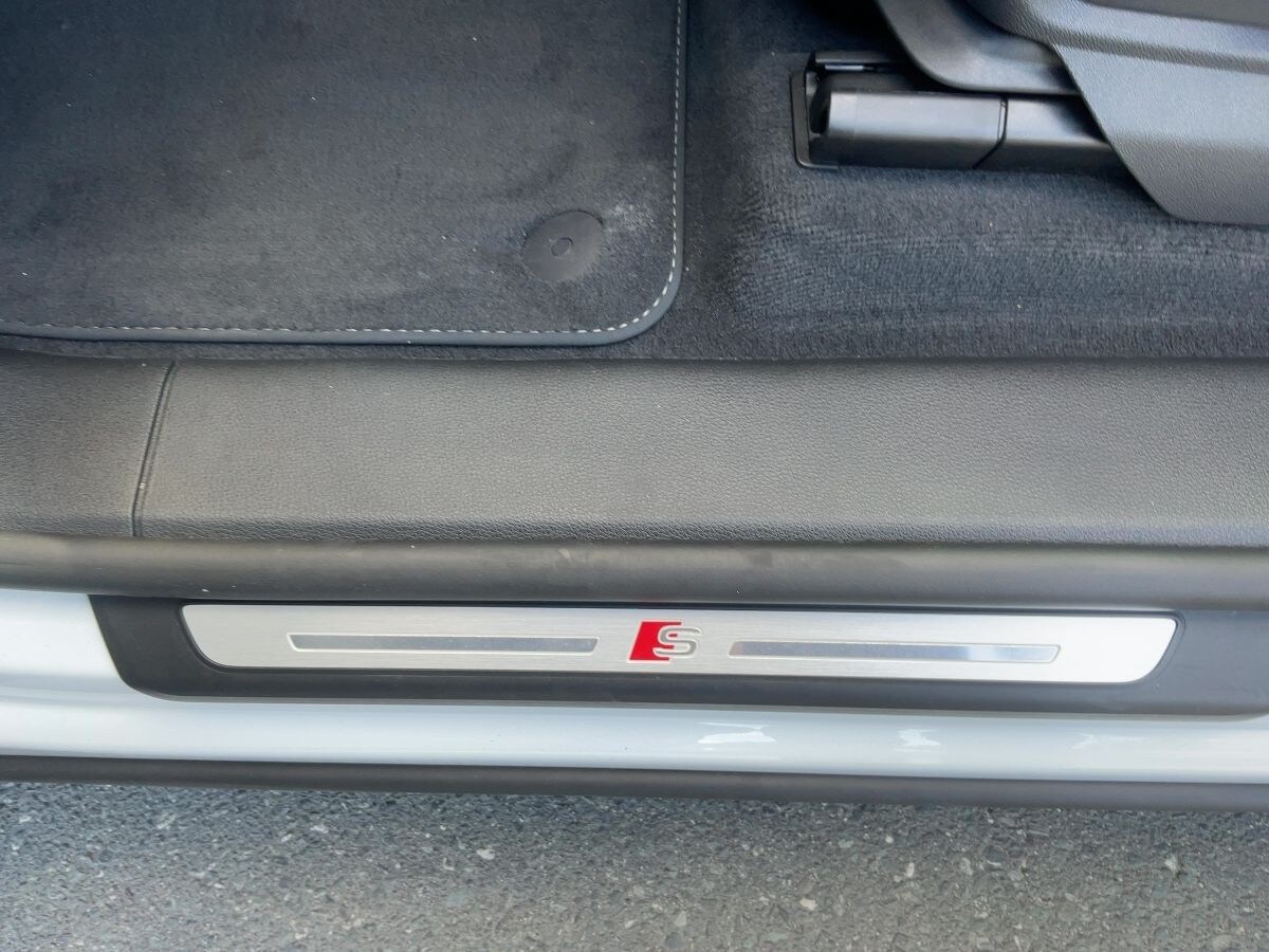 Image about Audi SQ8 SUV TFSI quattro tiptronic