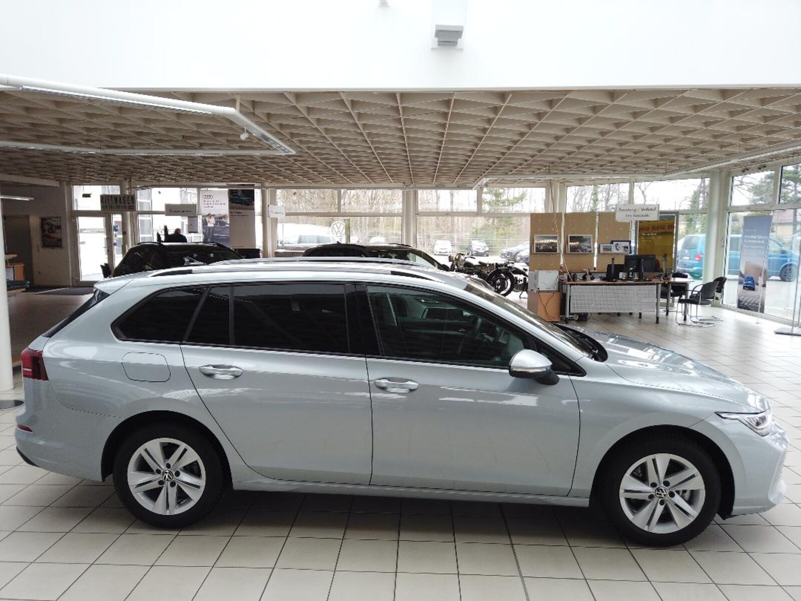 Volkswagen Golf Variant – Bild 15