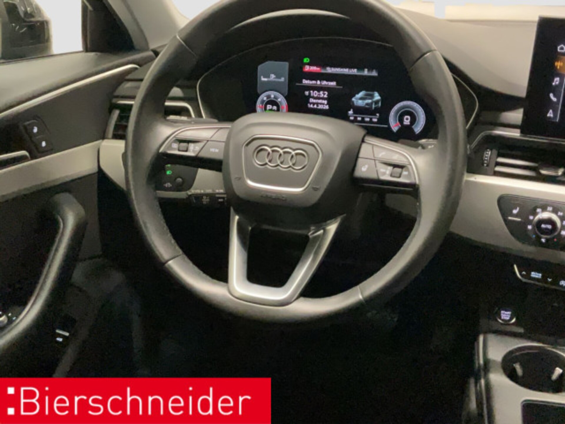 Audi A4 Avant S line
