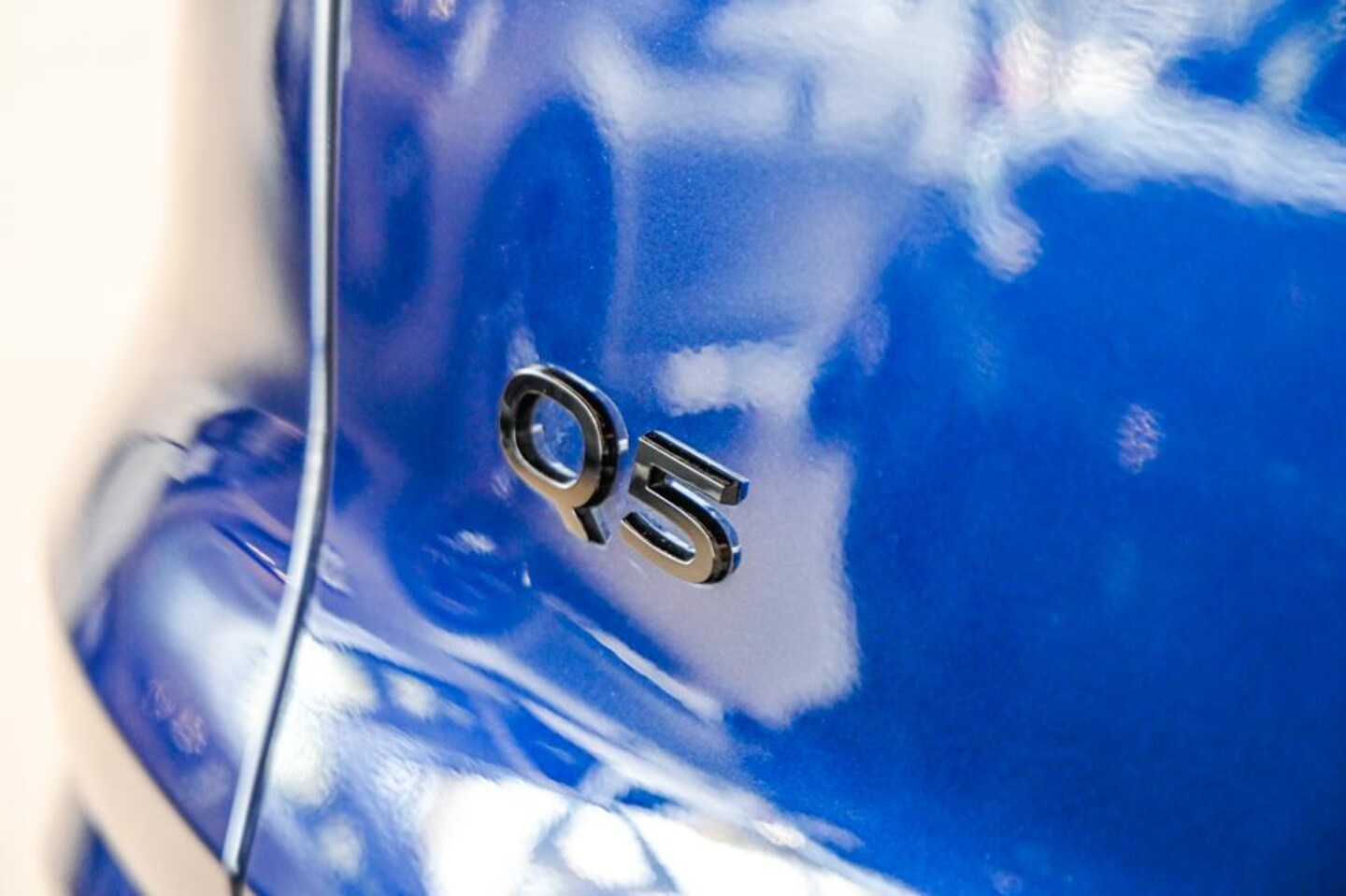 Image about Audi Q5 SUV TDI quattro 150 kW