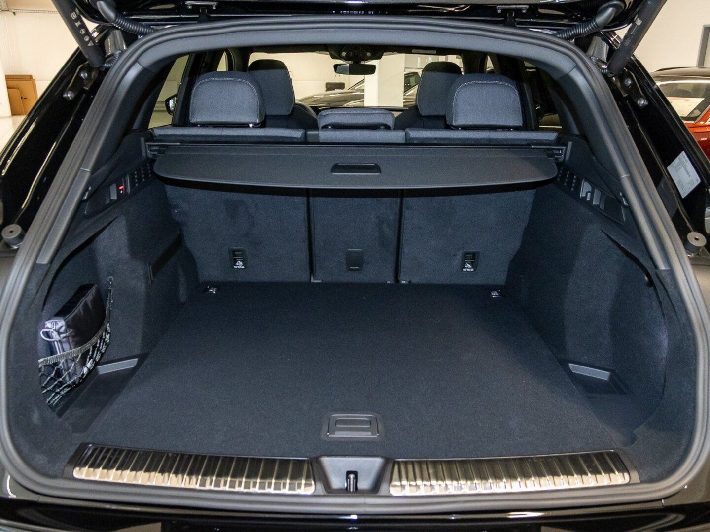 Bild über Audi Q5 SUV TDI quattro 150 kW S tronic - für weitere Informationen kontaktieren Sie den Audi Partner