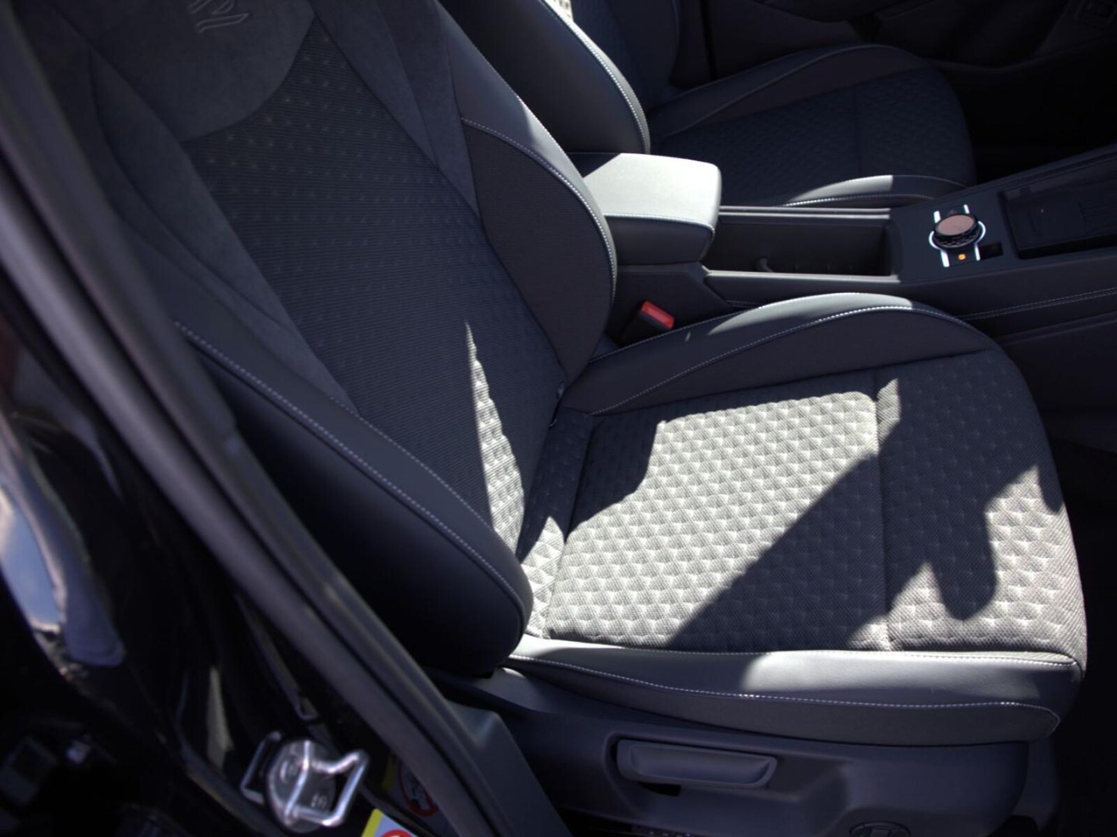 Volkswagen T-Roc – Bild 23