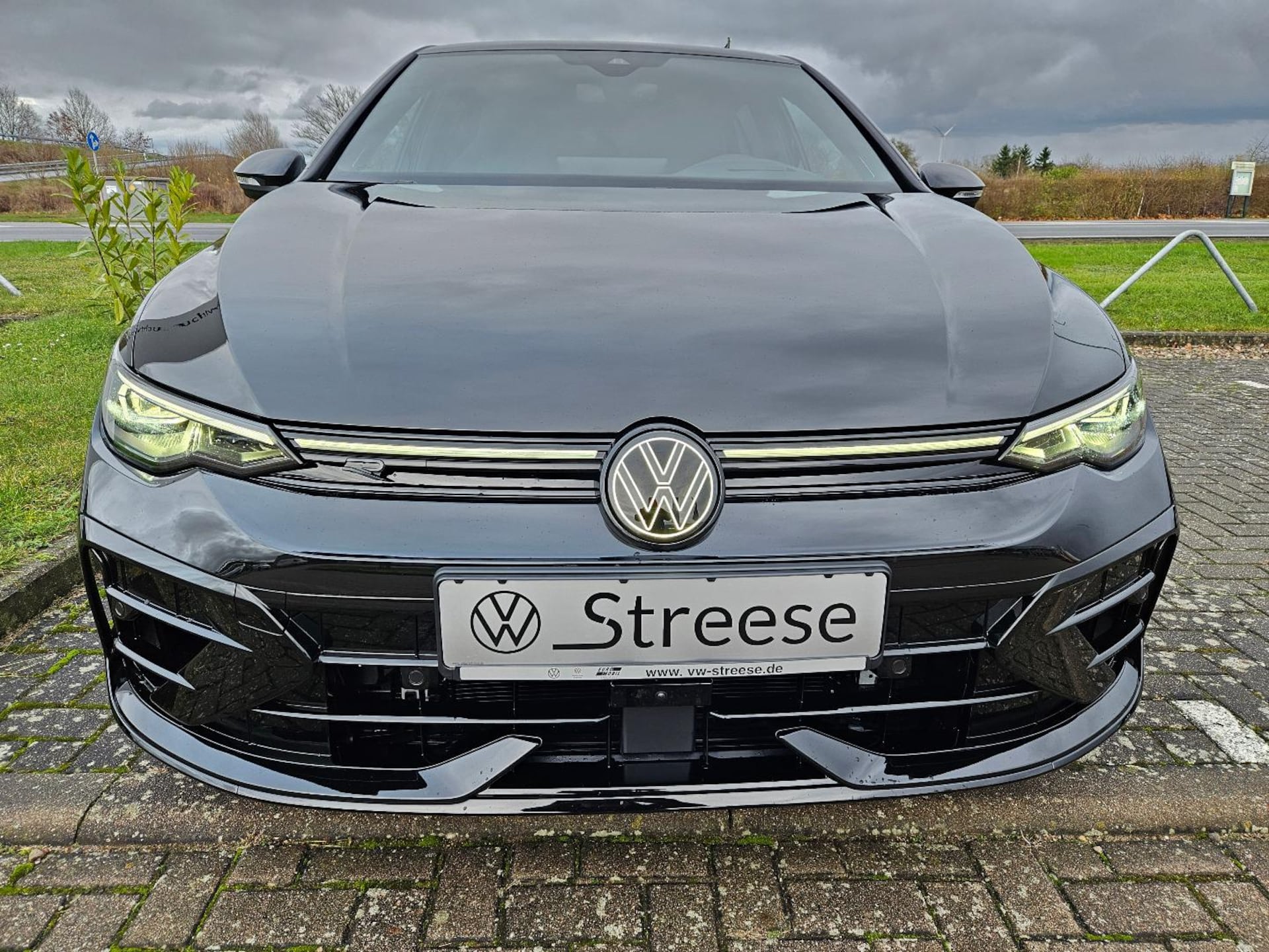 Volkswagen Golf R