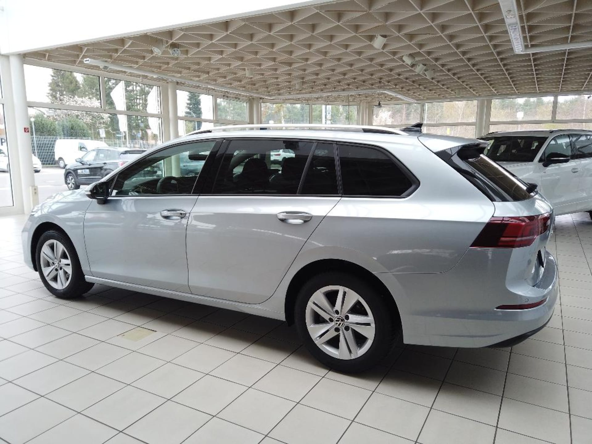 Volkswagen Golf Variant Life