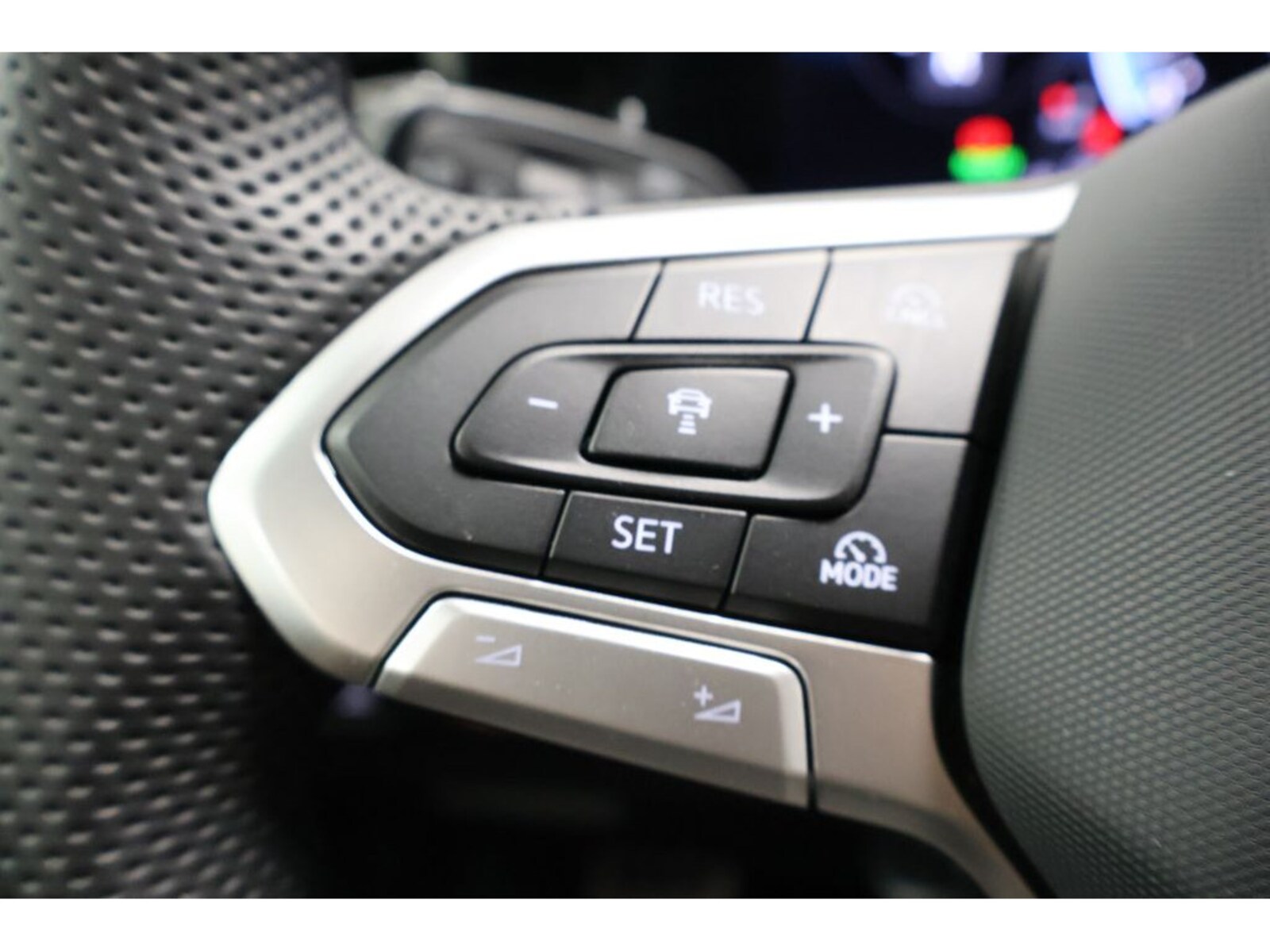 Volkswagen Tiguan – Bild 18
