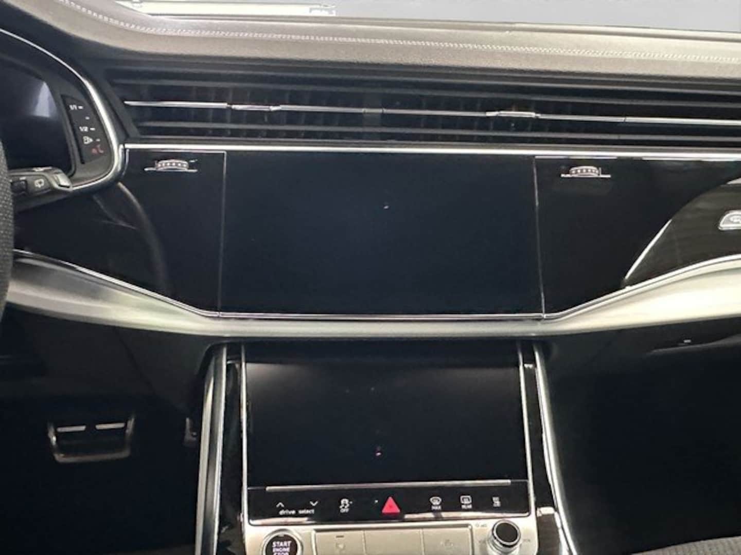 Bild über Audi Q7 competition plus 50 TDI quattro tiptronic - für weitere Informationen kontaktieren Sie den Audi Partner