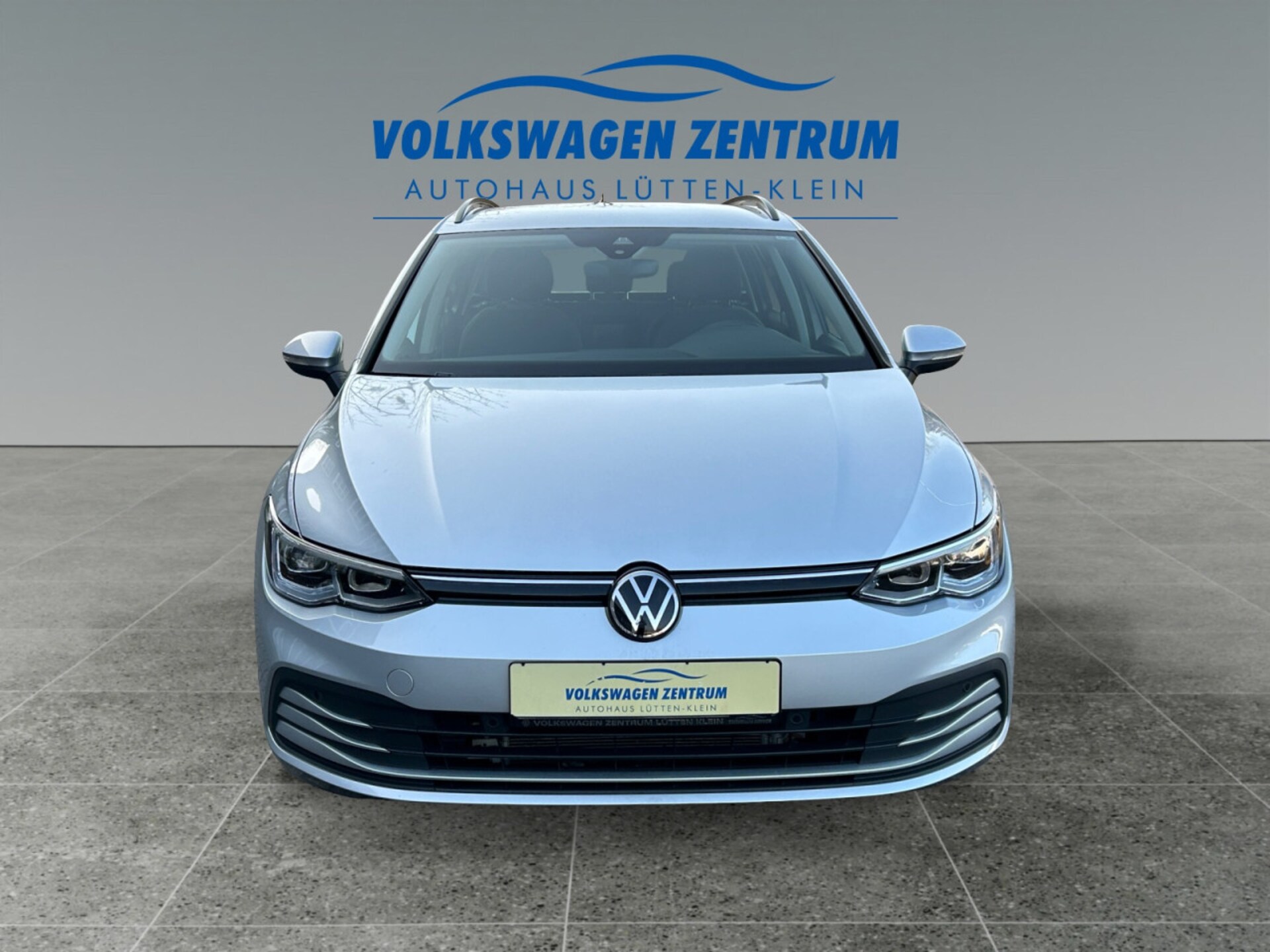 Volkswagen Golf Variant Life