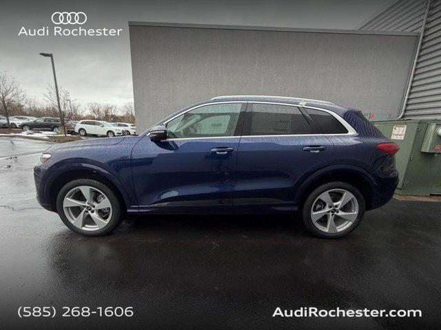 2025 Audi Q5 40 Premium Plus's photo