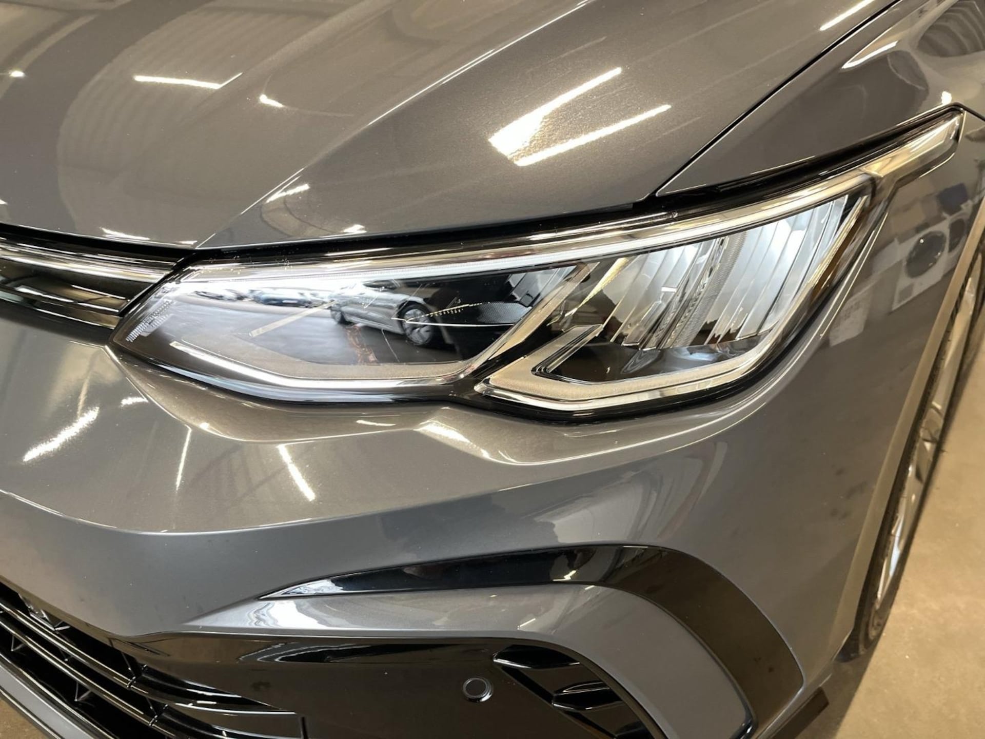 Volkswagen Golf R-Line