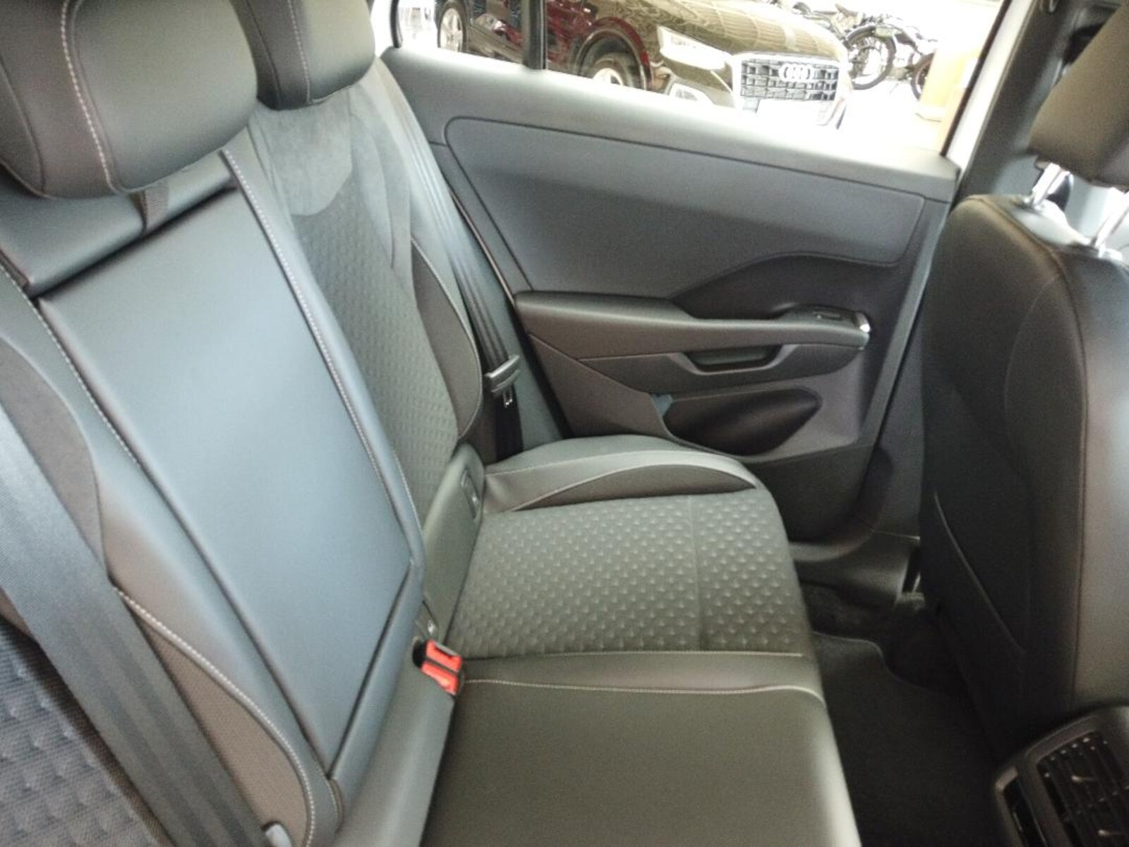 Volkswagen T-Roc – Bild 10