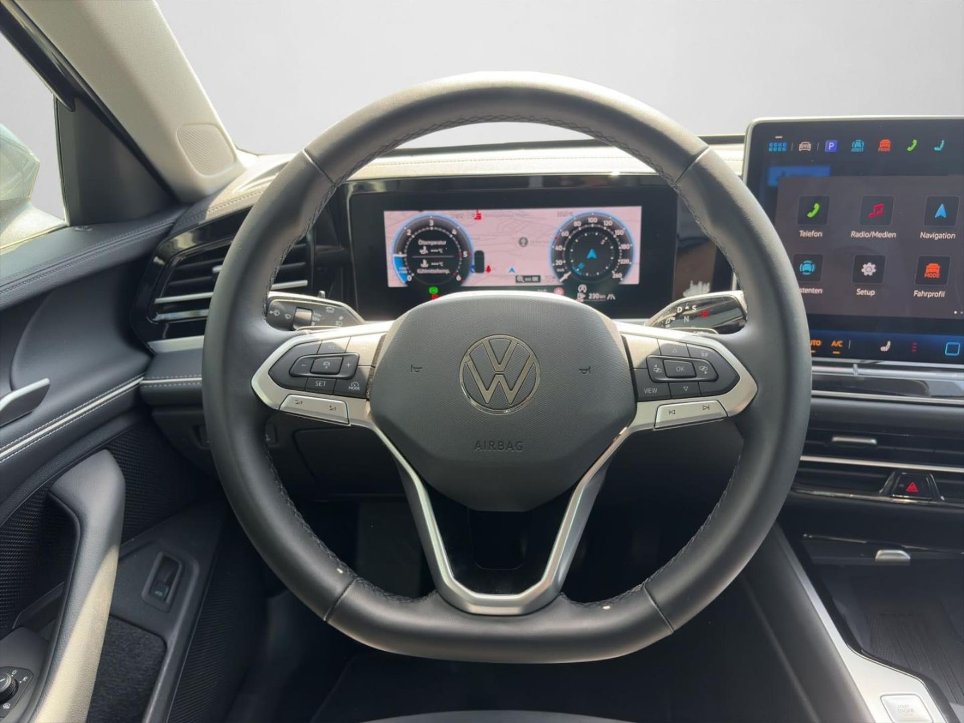 Volkswagen Passat Elegance