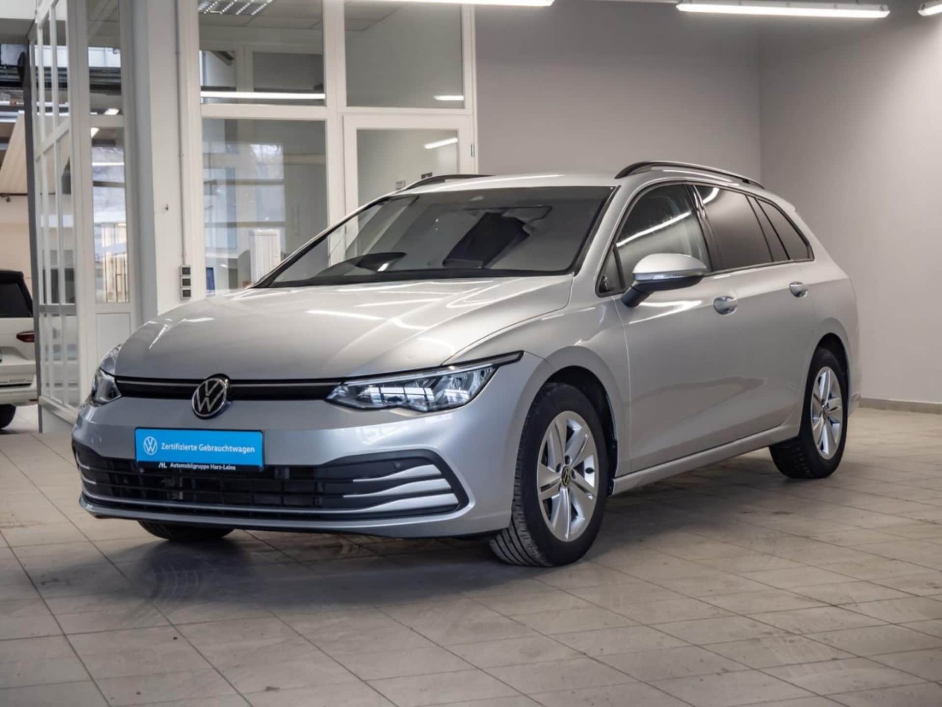 Volkswagen Golf Variant Life