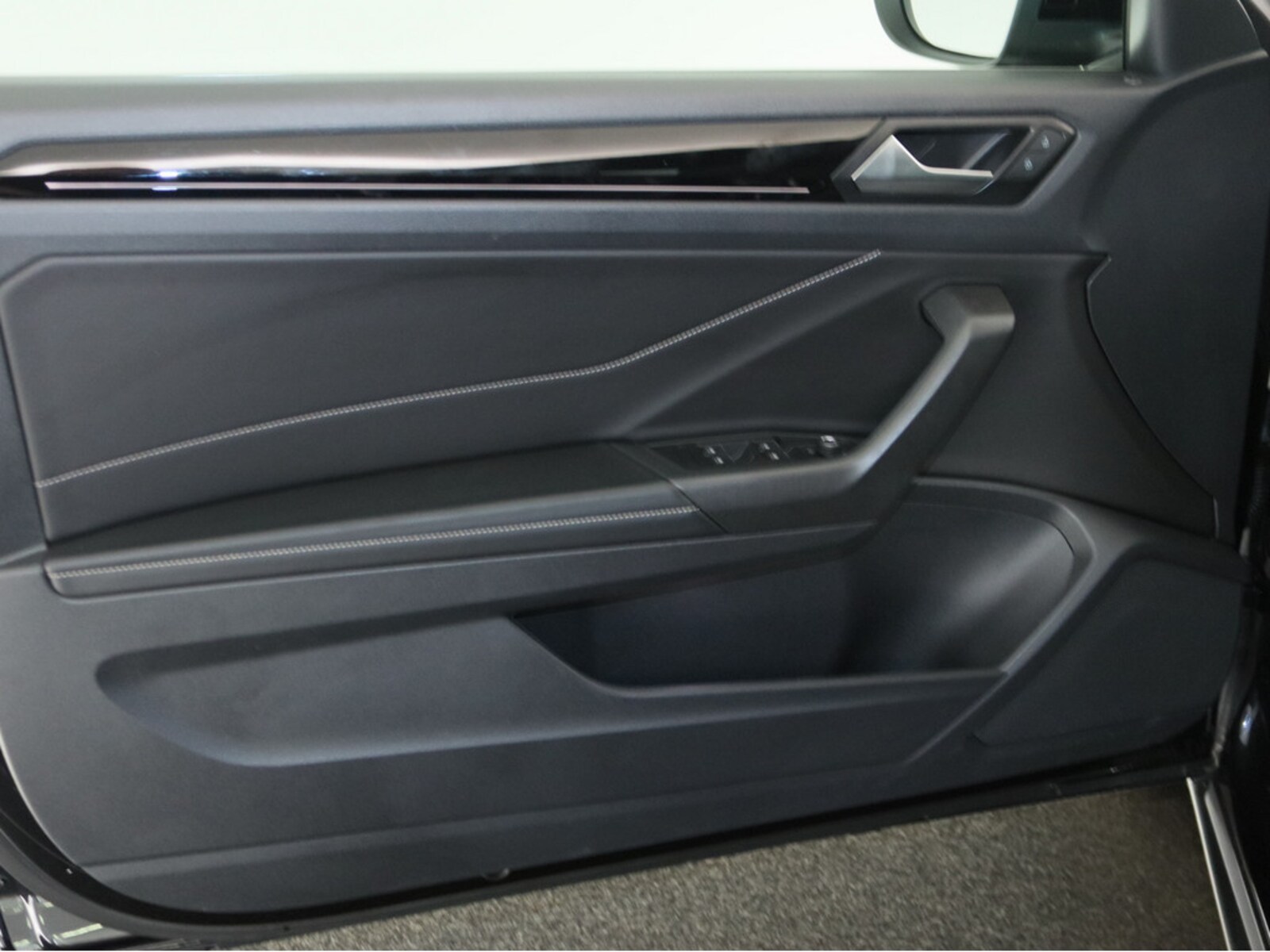 Volkswagen T-Roc Cabriolet – Bild 20
