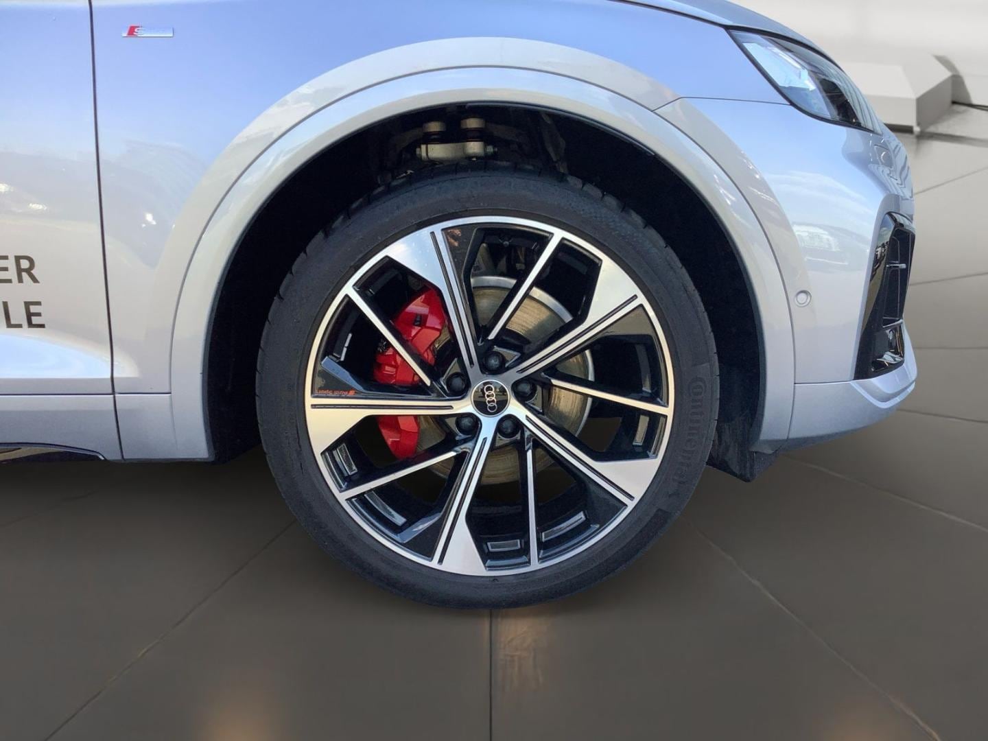 Bild über Audi Q5 Sportback 40 TDI quattro S tronic - für weitere Informationen kontaktieren Sie den Audi Partner