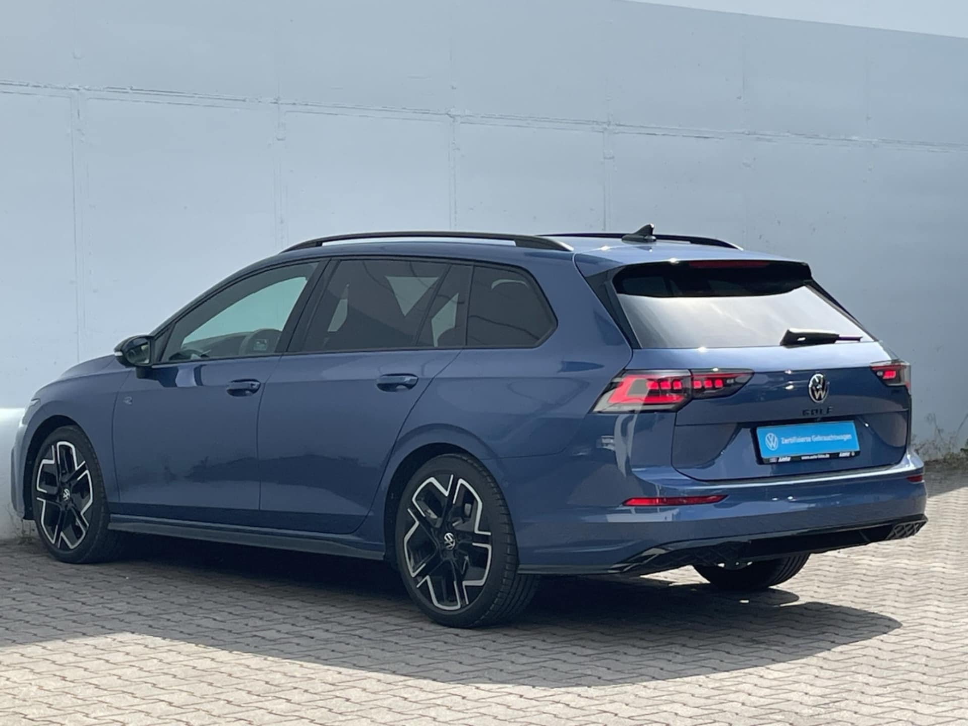 Volkswagen Golf Variant R-Line
