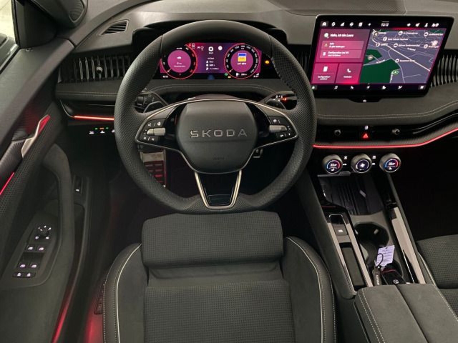 Škoda Superb Combi – Bild 7