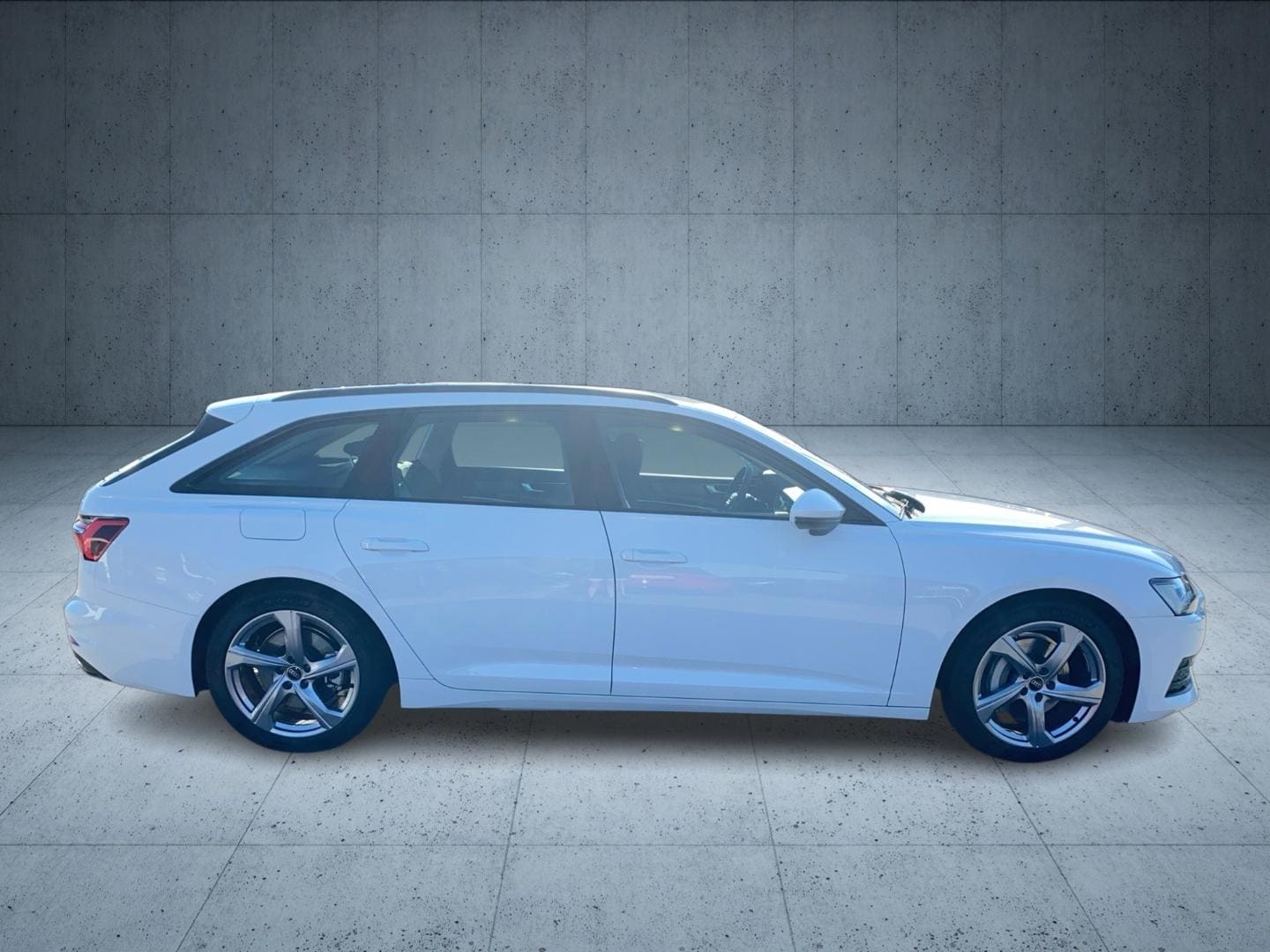 Bild über Audi A6 Avant 45 TDI quattro S tronic - für weitere Informationen kontaktieren Sie den Audi Partner