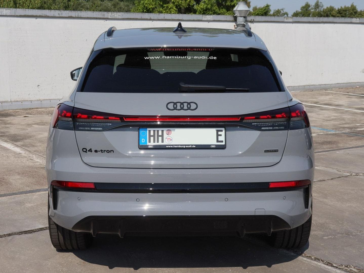 Bild über Audi Q4 SUV e-tron e-tron quattro performance 250 kW - für weitere Informationen kontaktieren Sie den Audi Partner