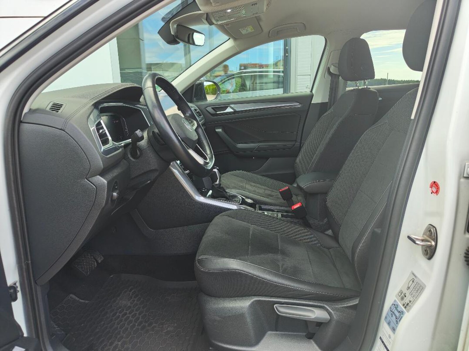 Volkswagen T-Roc – Bild 11