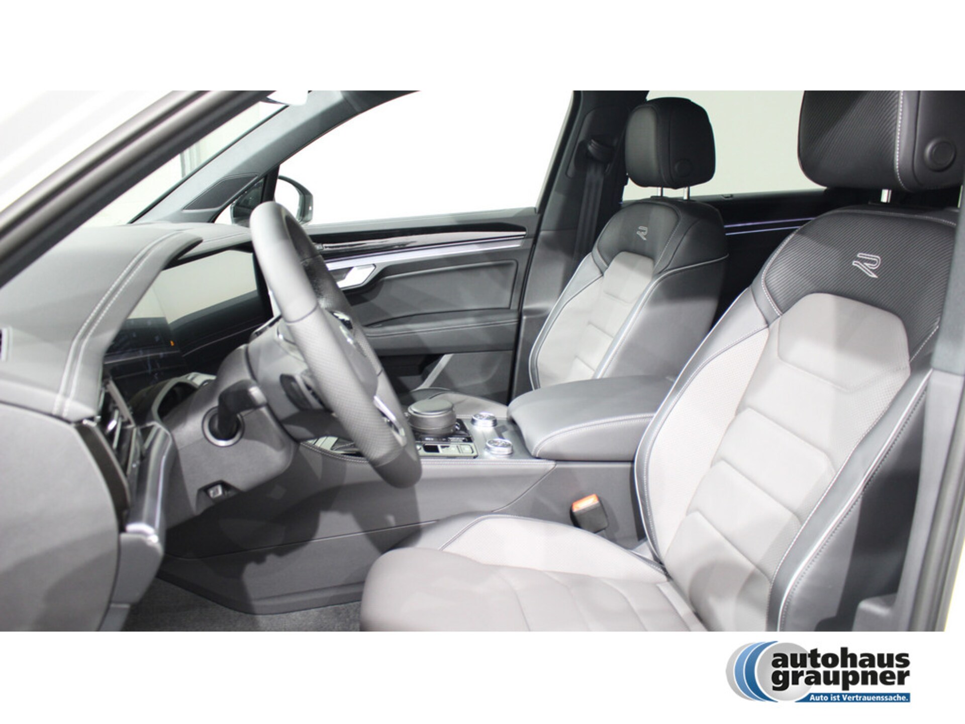 Volkswagen Touareg R-Line