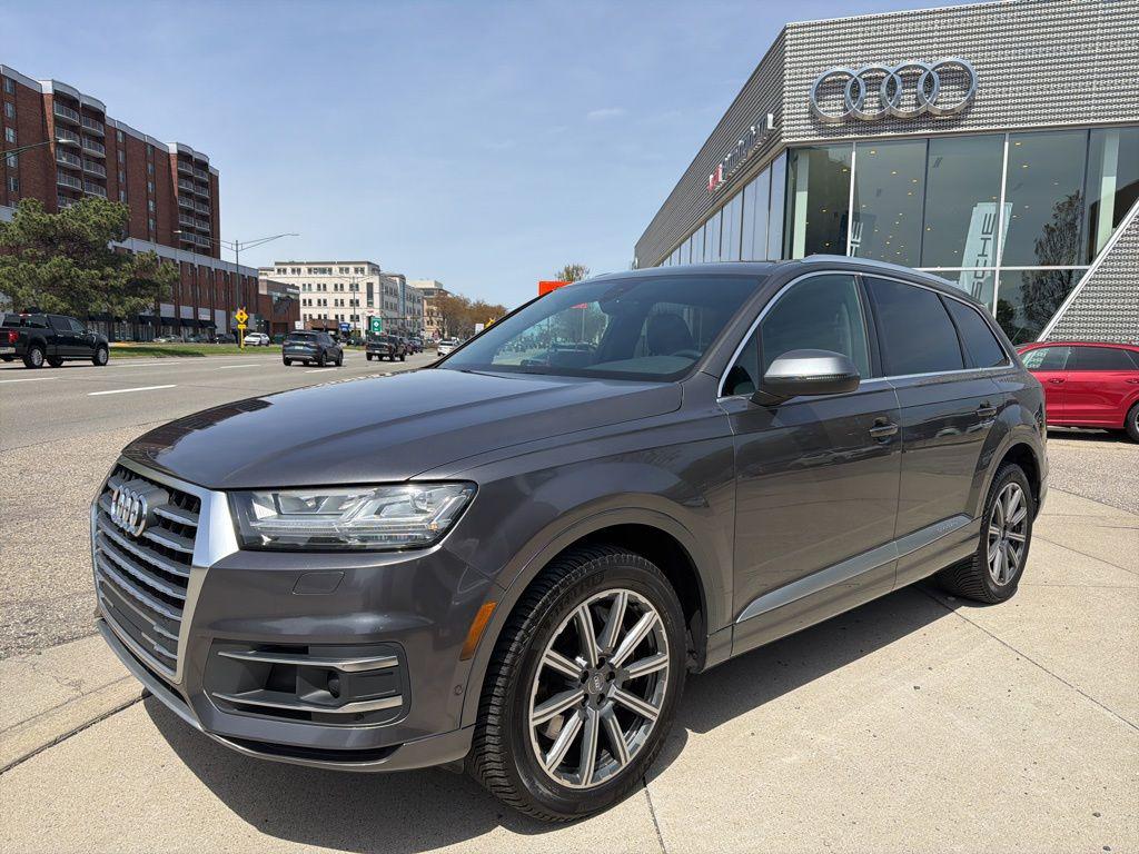 2019 Audi Q7 Premium Plus