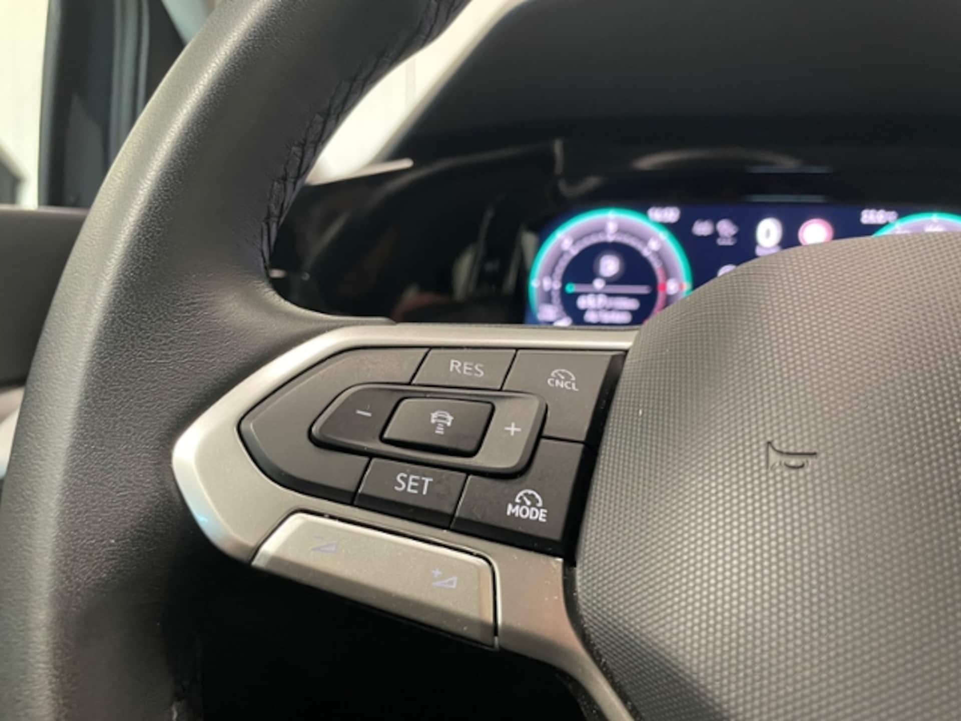 Volkswagen Golf Variant Life