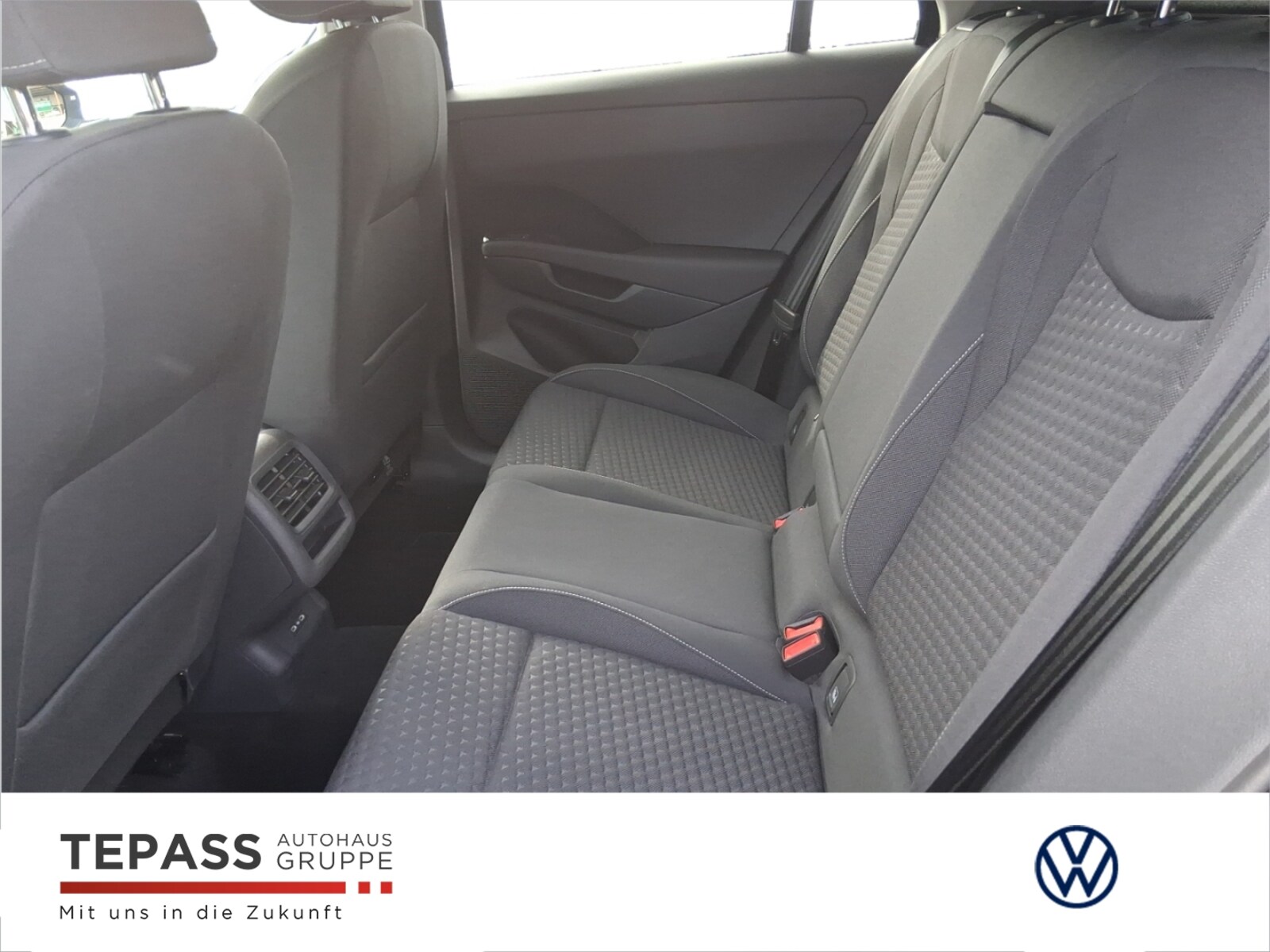 Volkswagen T-Roc – Bild 12
