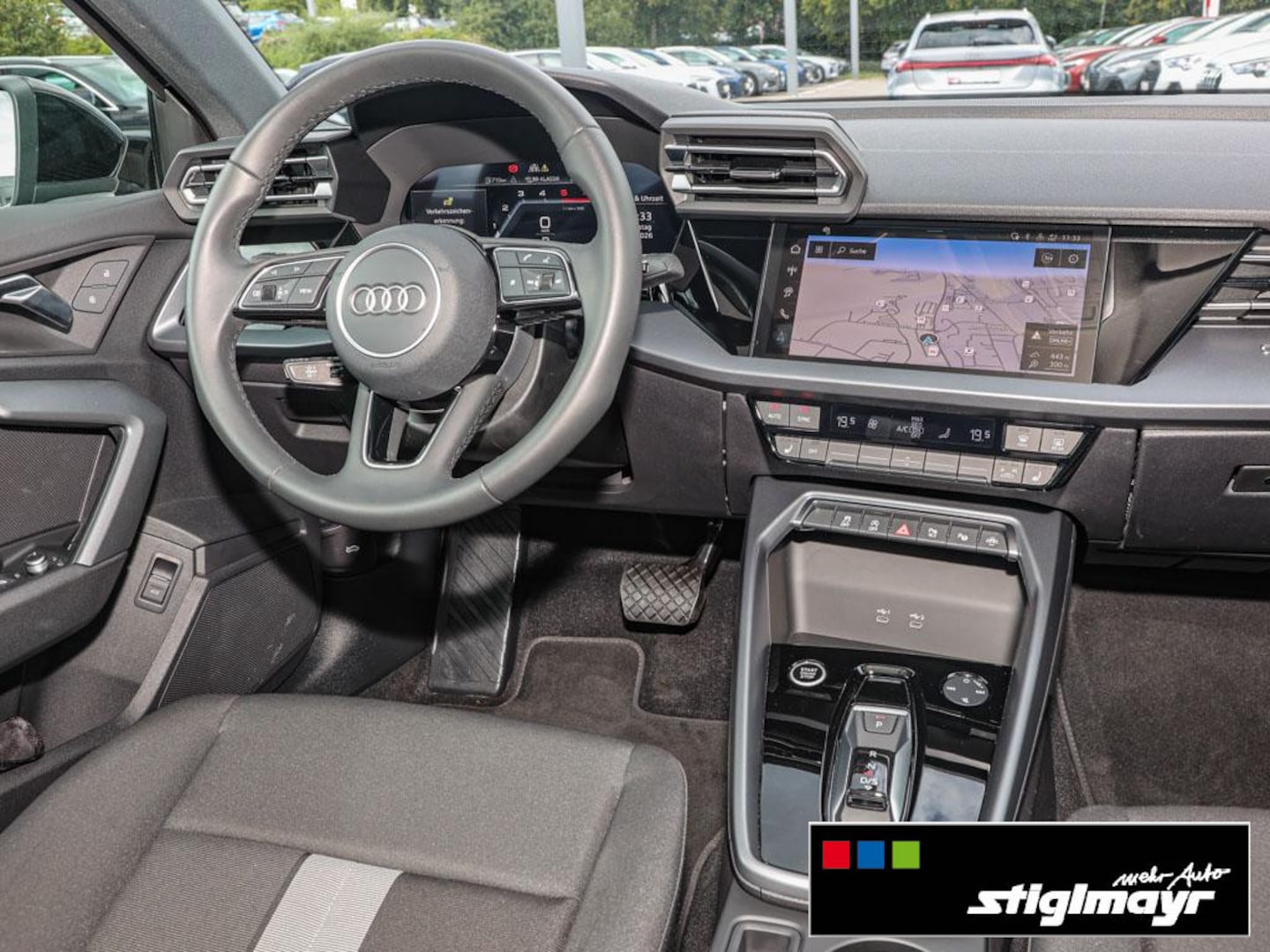 Bild über Audi A3 Limousine TDI S tronic - für weitere Informationen kontaktieren Sie den Audi Partner