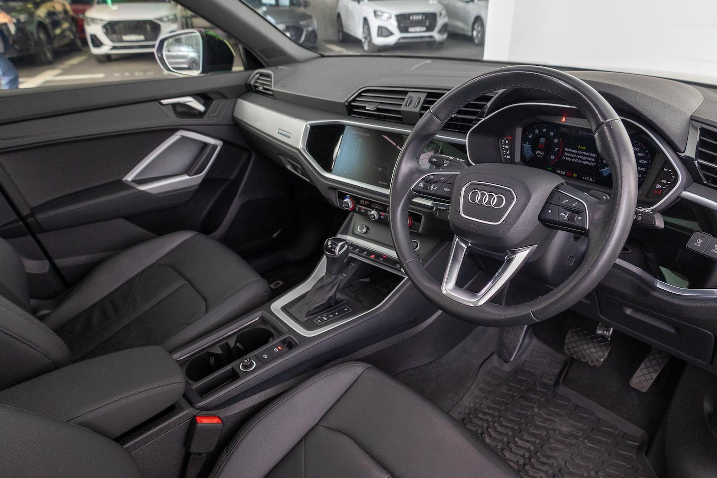Image about Audi Q3 40 TFSI quattro S tronic