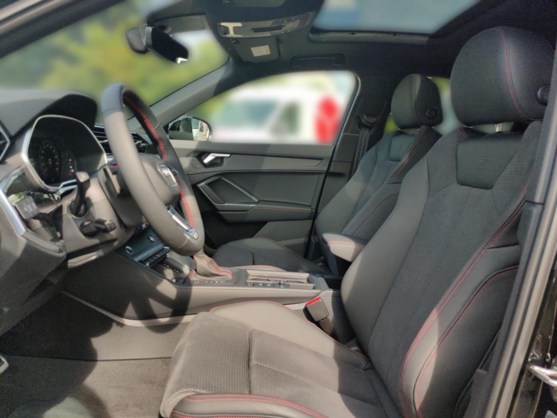 Audi Q3 Sportback S line