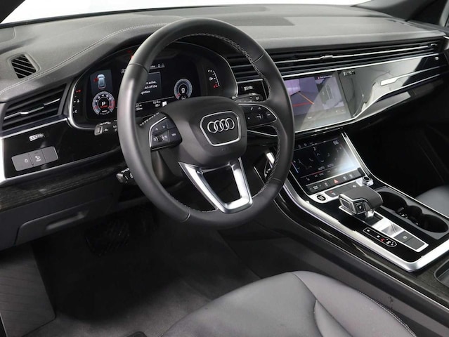 2025 Audi Q8