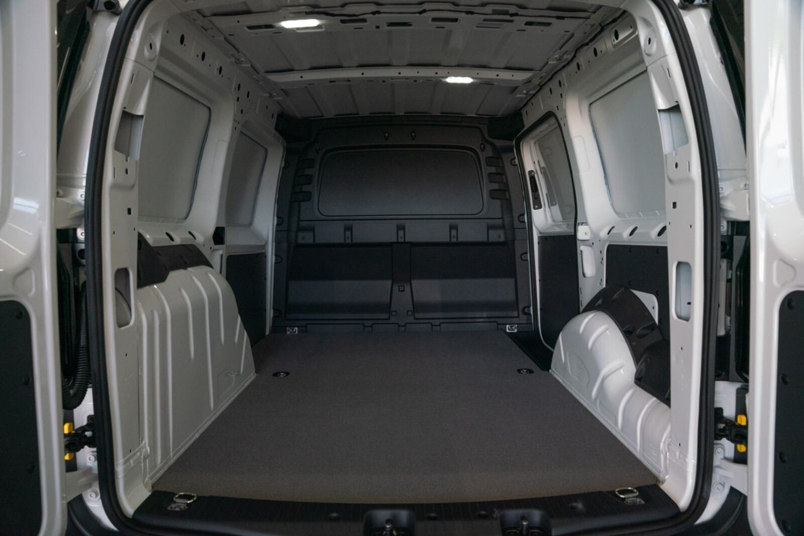 Volkswagen Caddy Maxi Cargo – Bild 10