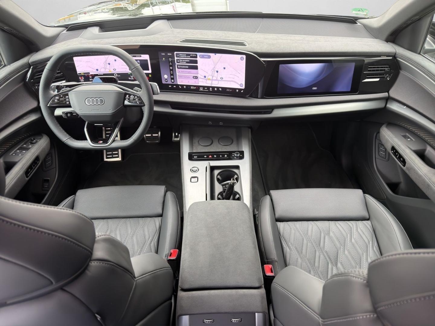Bild über Audi Q7 SUV TDI quattro 220 kW tiptronic - für weitere Informationen kontaktieren Sie den Audi Partner