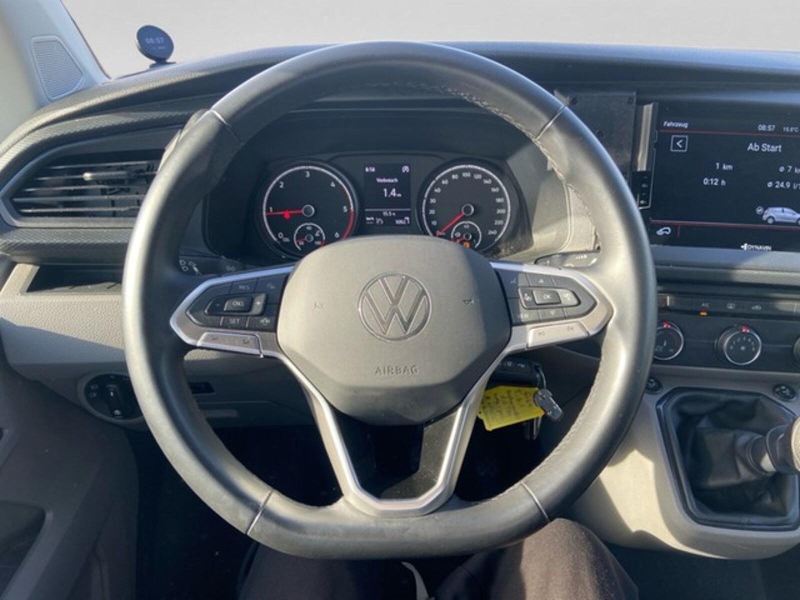 Volkswagen T6.1 Transporter Kasten langer Radstand – Bild 13