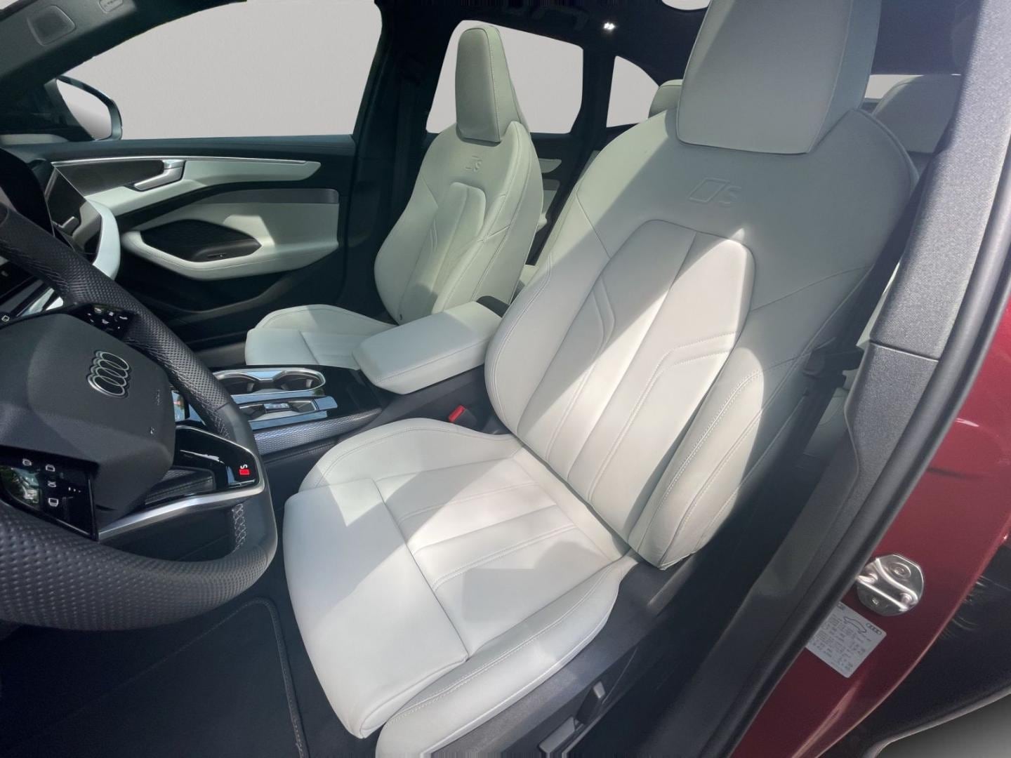 Bild über Audi A6 Avant TDI quattro 150 kW S tronic - für weitere Informationen kontaktieren Sie den Audi Partner