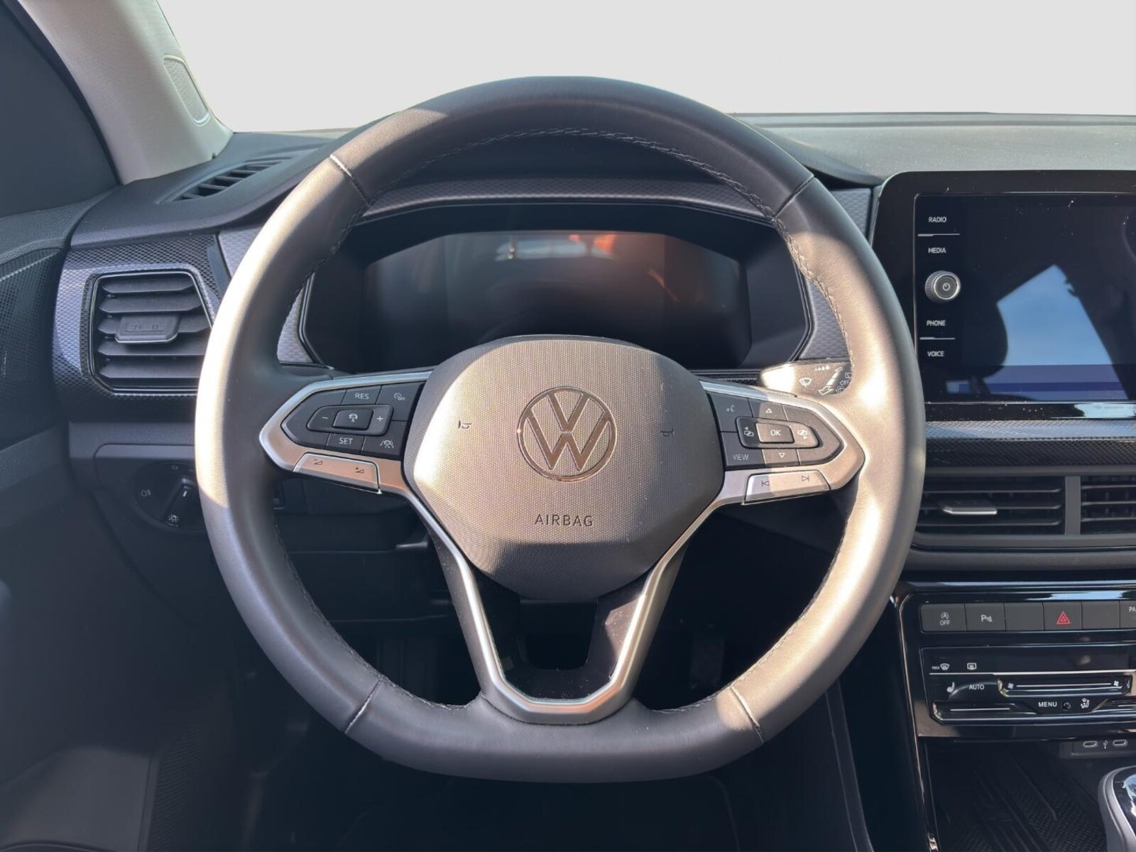 Volkswagen T-Cross – Bild 11