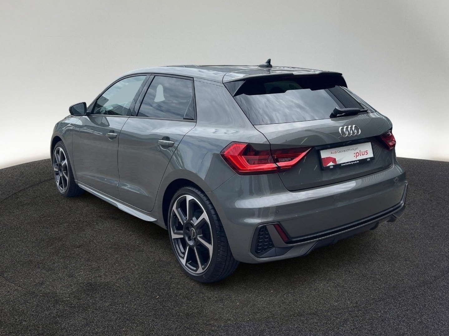 Bild über Audi A1 Sportback S line 25 TFSI S tronic - für weitere Informationen kontaktieren Sie den Audi Partner
