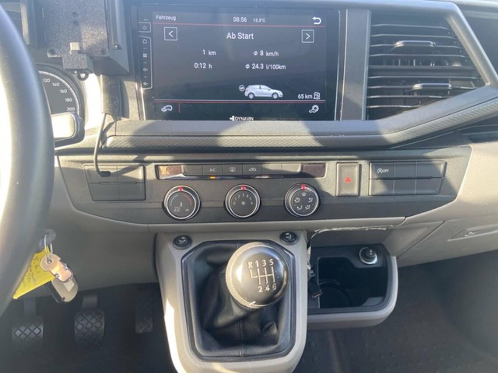 Volkswagen T6.1 Transporter Kasten langer Radstand – Bild 15