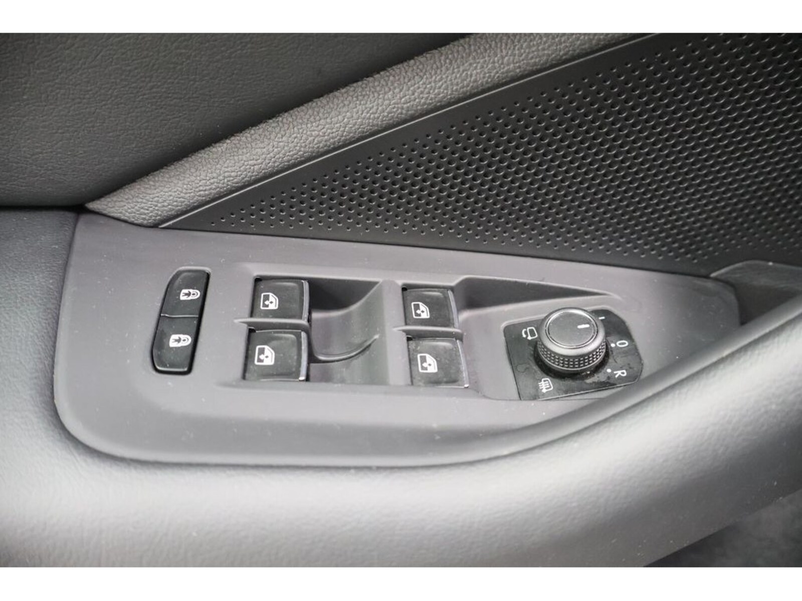 Volkswagen Passat – Bild 19