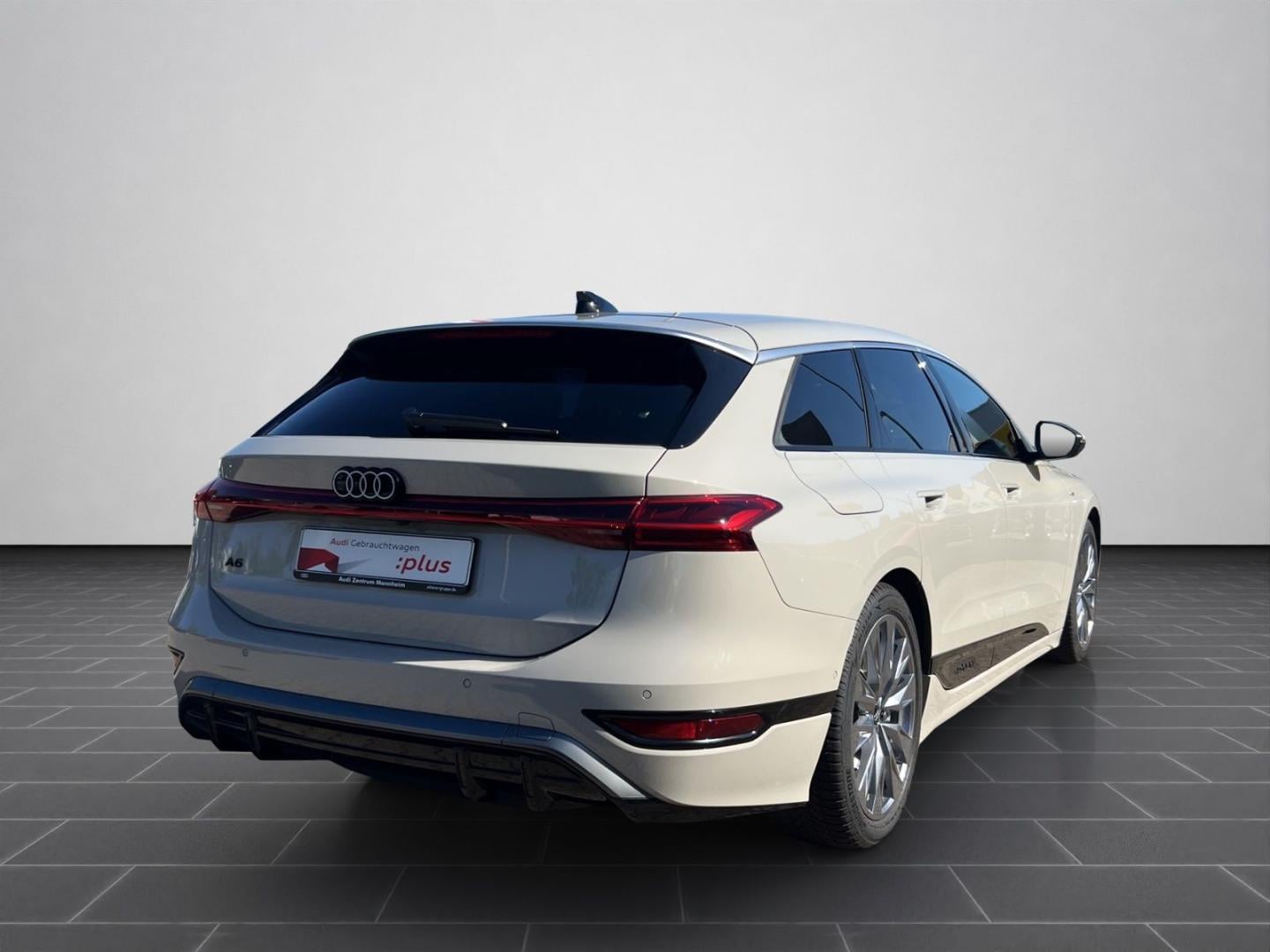 Bild über Audi A6 Avant e-tron e-tron performance - für weitere Informationen kontaktieren Sie den Audi Partner
