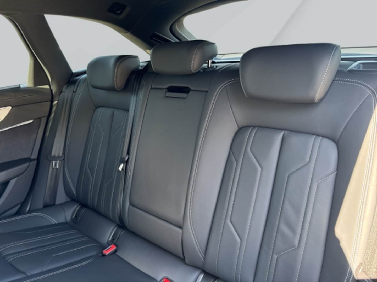 Bild über Audi A6 Avant S line 50 TDI quattro tiptronic - für weitere Informationen kontaktieren Sie den Audi Partner