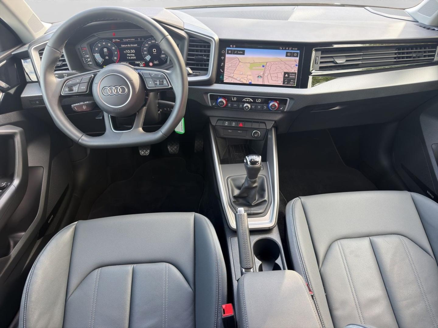 Bild über Audi A1 allstreet 30 TFSI Schaltgetriebe - für weitere Informationen kontaktieren Sie den Audi Partner