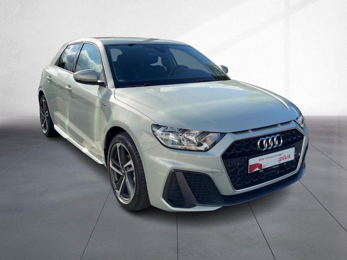 Bild über Audi A1 Sportback S line 25 TFSI S tronic - für weitere Informationen kontaktieren Sie den Audi Partner