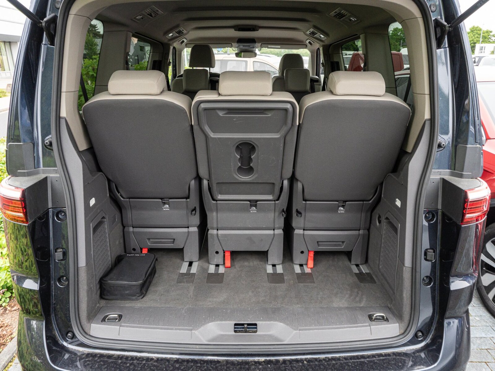 Volkswagen Multivan – Bild 16
